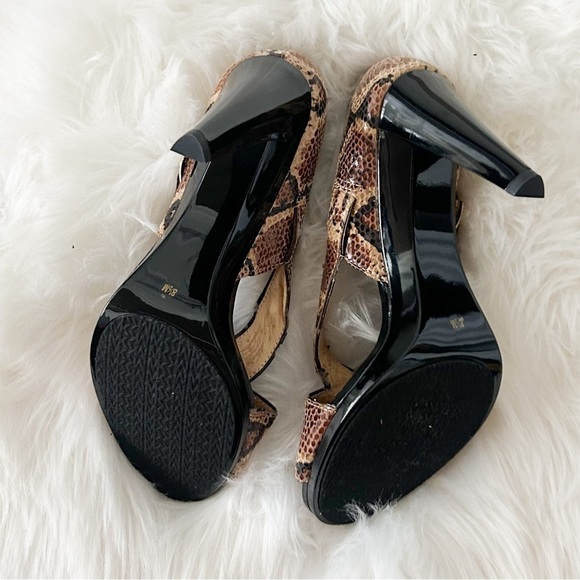 Michel Jors Snake Skin Pumps - Picture 3 of 4